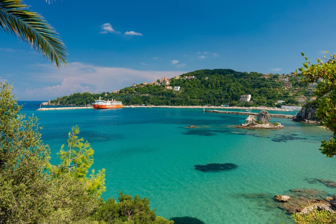 Valsamis Villa Apartments Poros  Exteriör bild