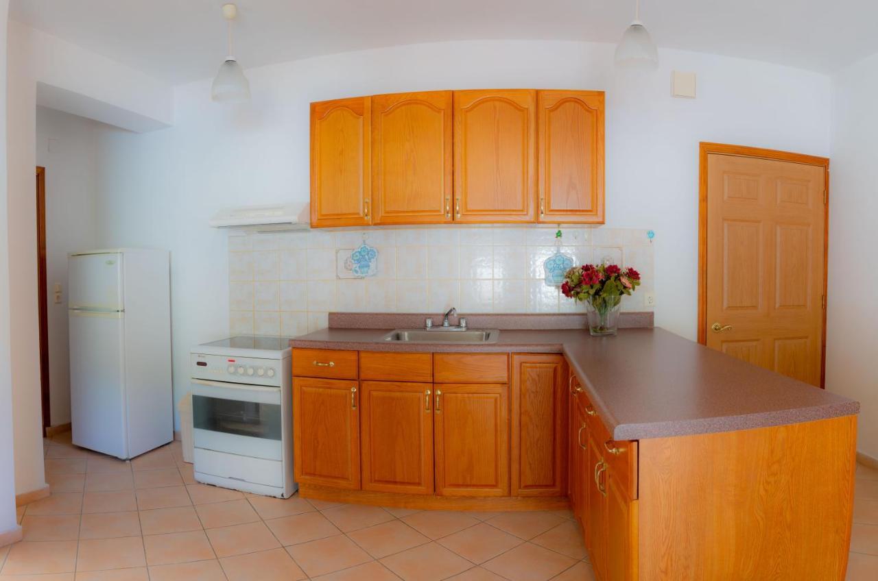 Valsamis Villa Apartments Poros  Exteriör bild
