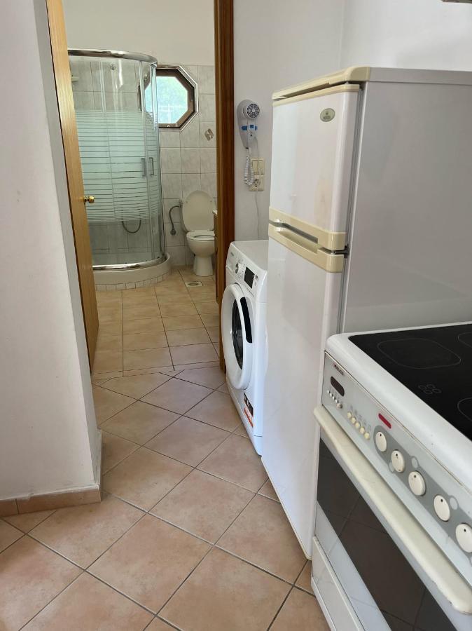 Valsamis Villa Apartments Poros  Exteriör bild